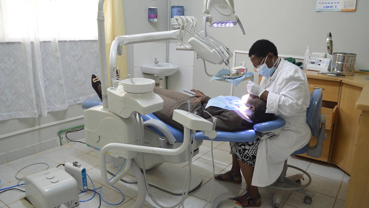 Gallery-health-unit-patient-Examination